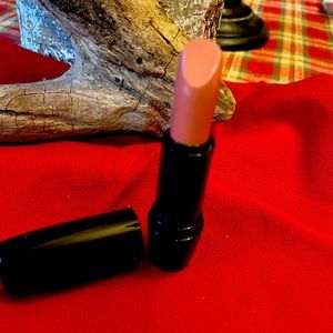 New Lancôme lipstick Natural Beauty cream